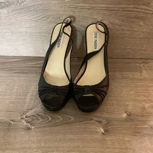 Steve Madden Peep toe heels